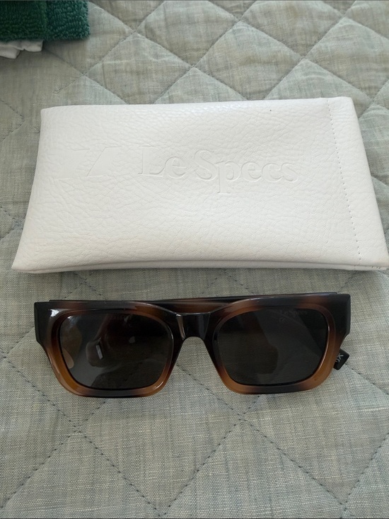 Le Specs Accessories - Le Specs sunglasses
